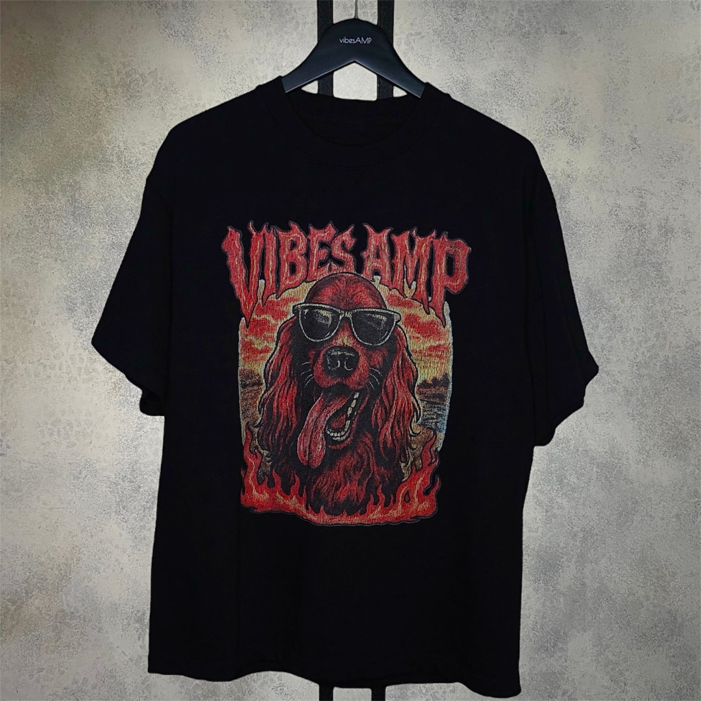 GRAPHIC T-SHRIT