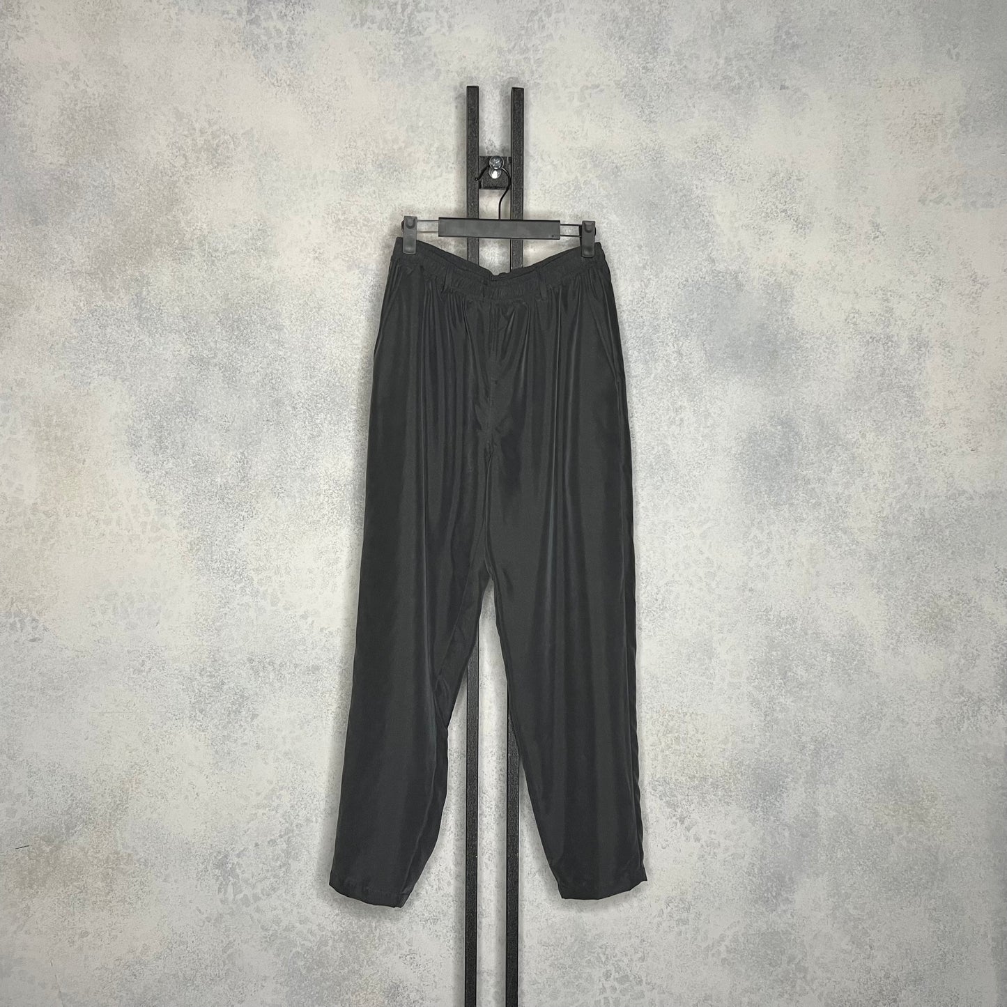 EASY TAPERED PANTS